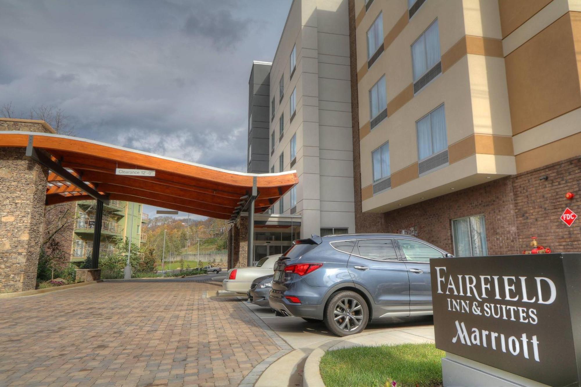 Fairfield Inn & Suites By Marriott Gatlinburg Downtown Bagian luar foto