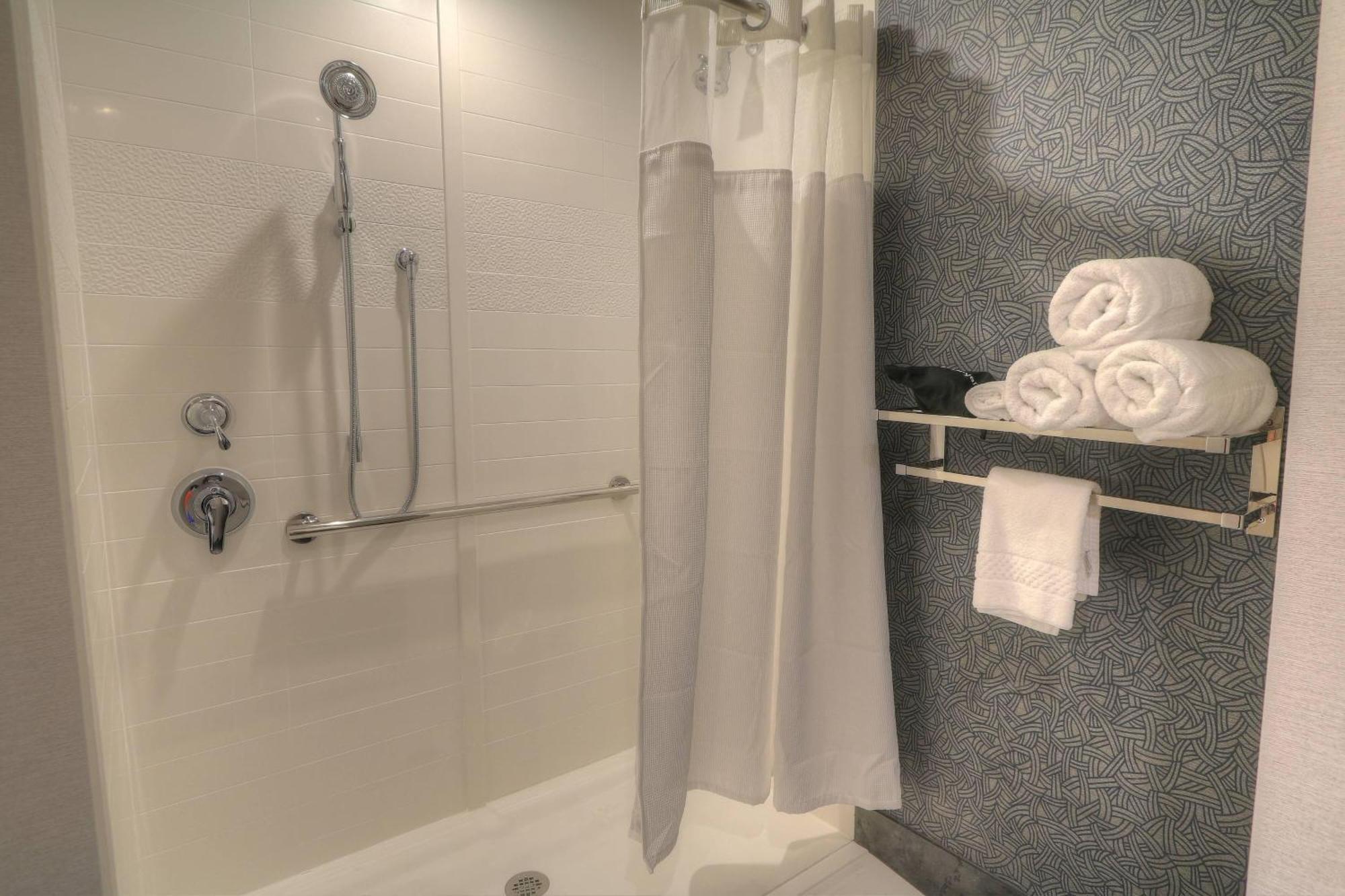 Fairfield Inn & Suites By Marriott Gatlinburg Downtown Bagian luar foto