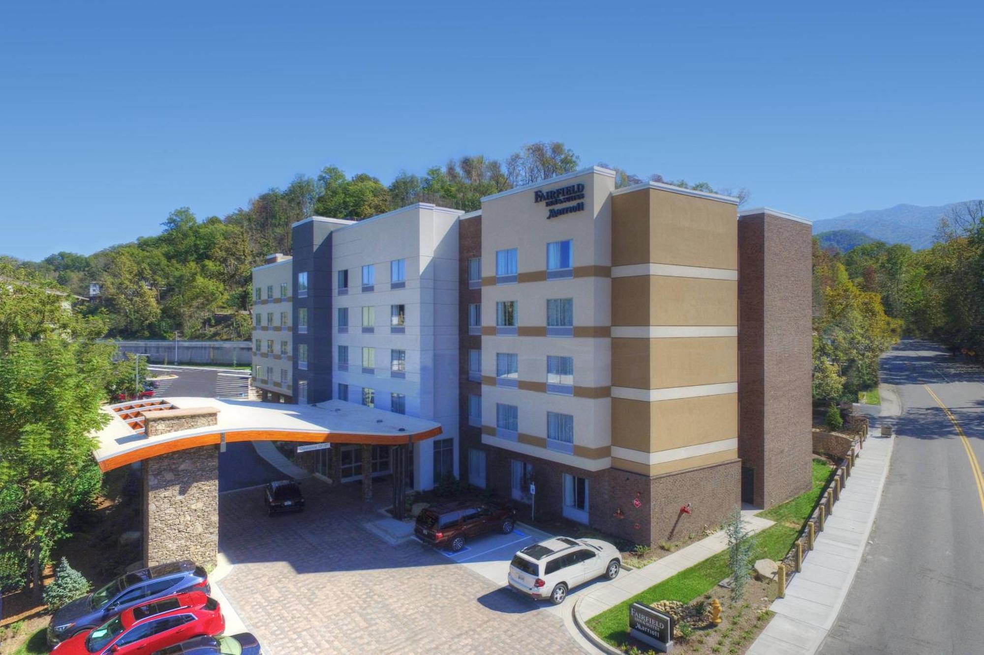Fairfield Inn & Suites By Marriott Gatlinburg Downtown Bagian luar foto