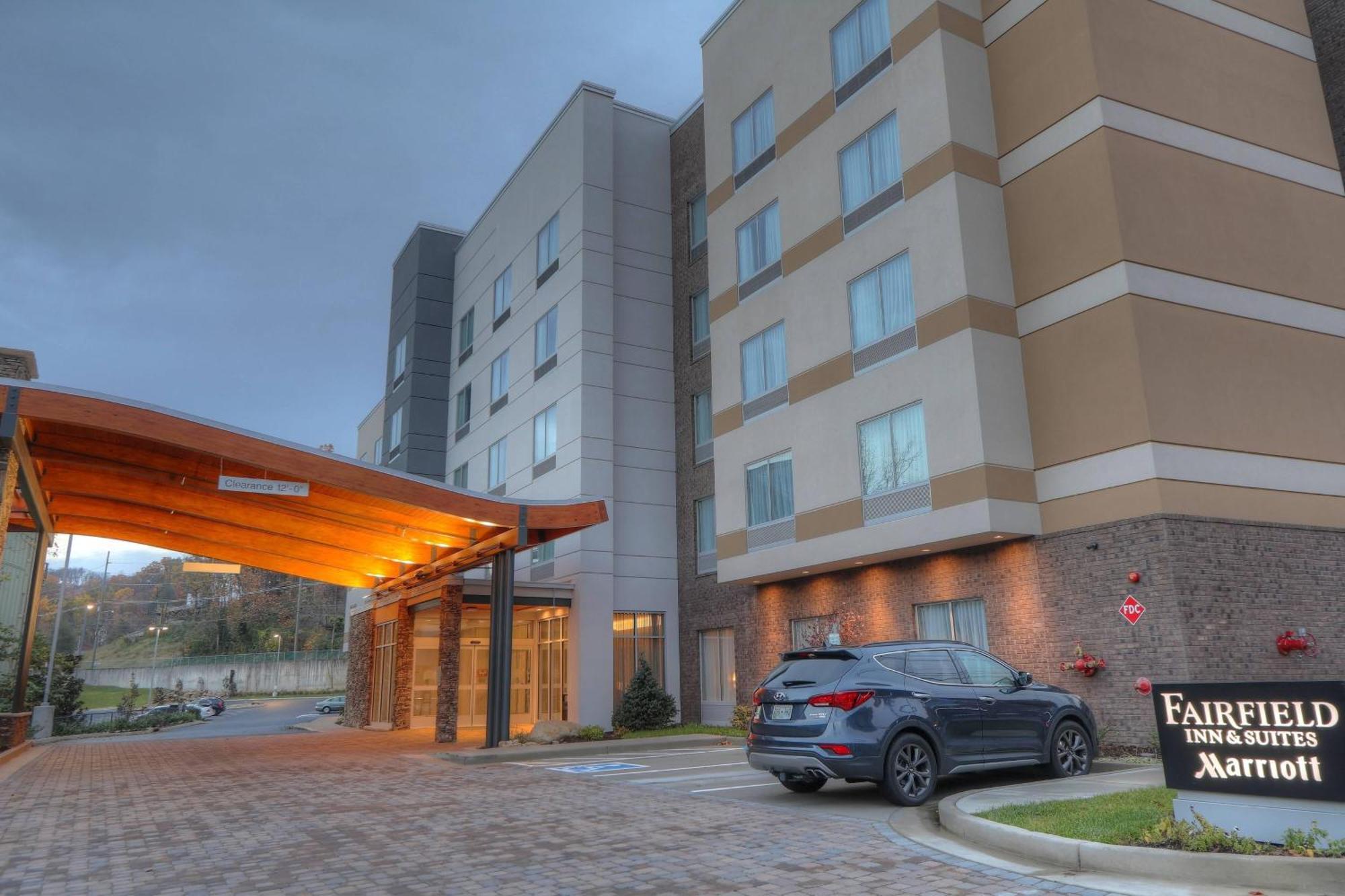 Fairfield Inn & Suites By Marriott Gatlinburg Downtown Bagian luar foto