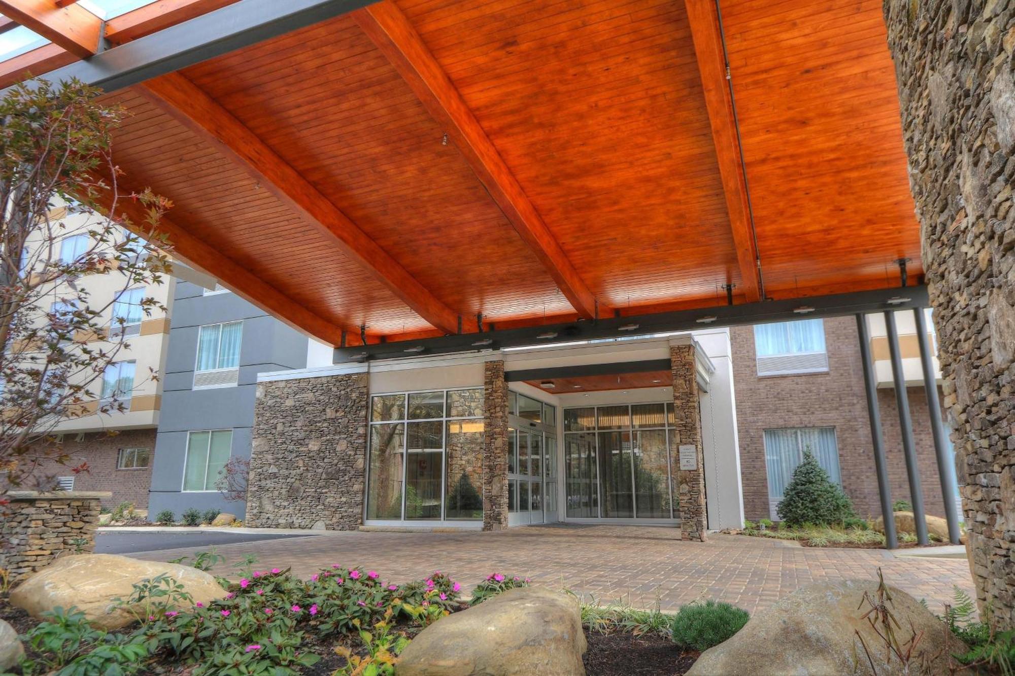Fairfield Inn & Suites By Marriott Gatlinburg Downtown Bagian luar foto